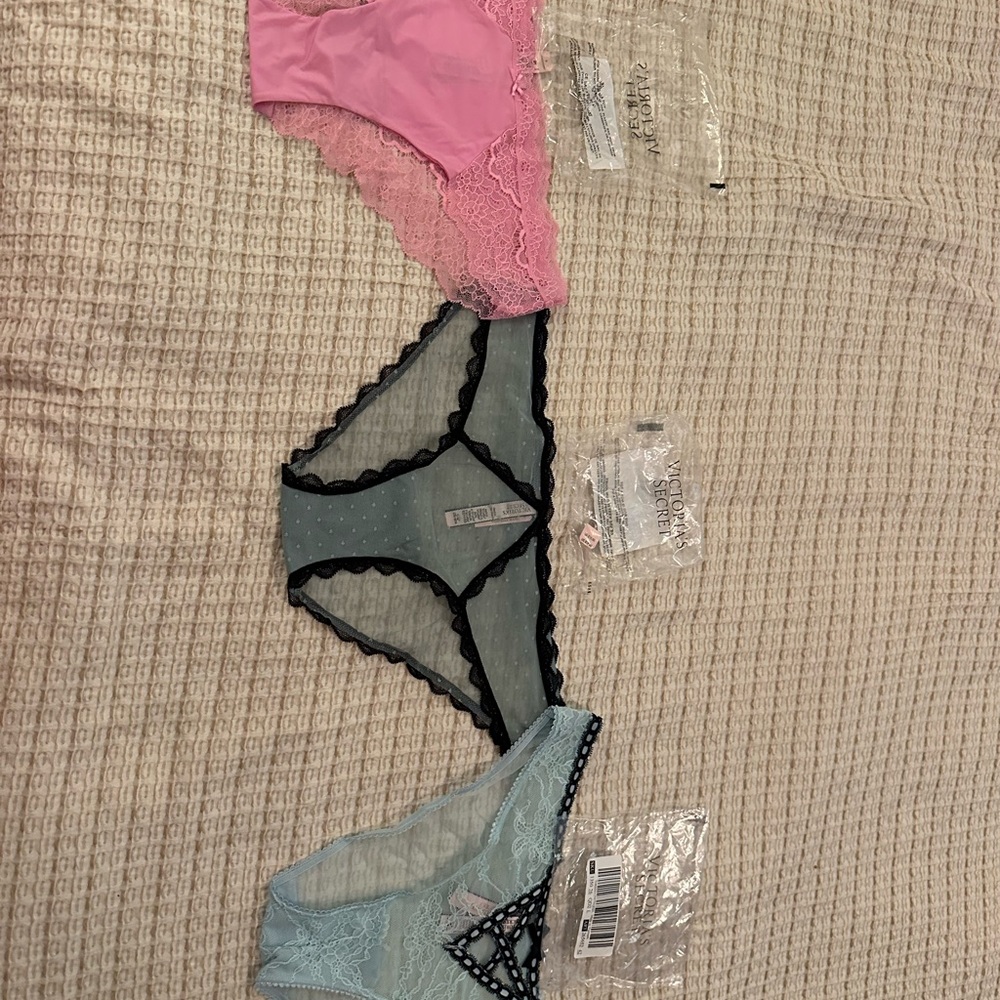 NWT Victoria's Secret Dream Angels Set of 3 Panties